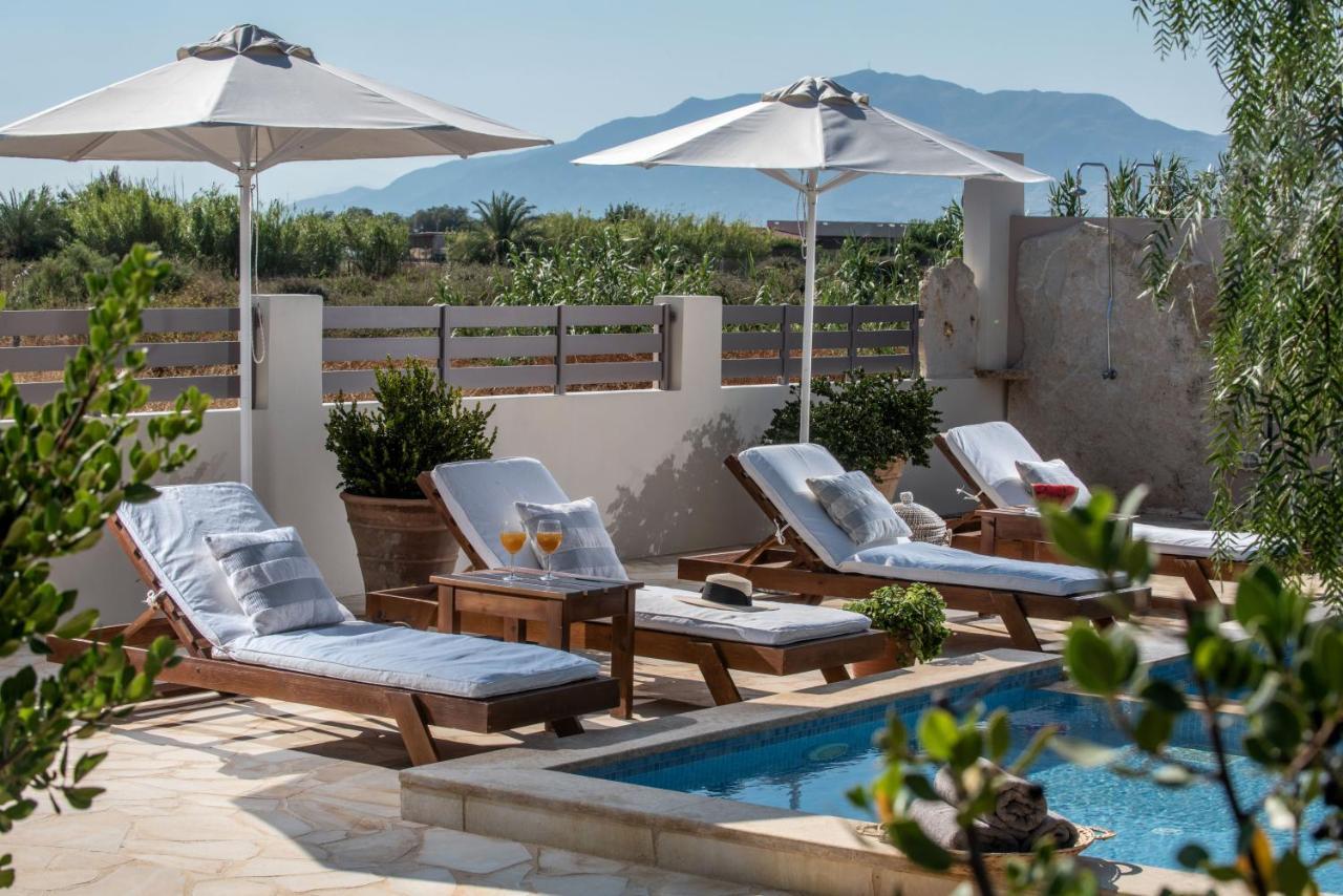 Filothei Beach House With Pool Каламакі Екстер'єр фото